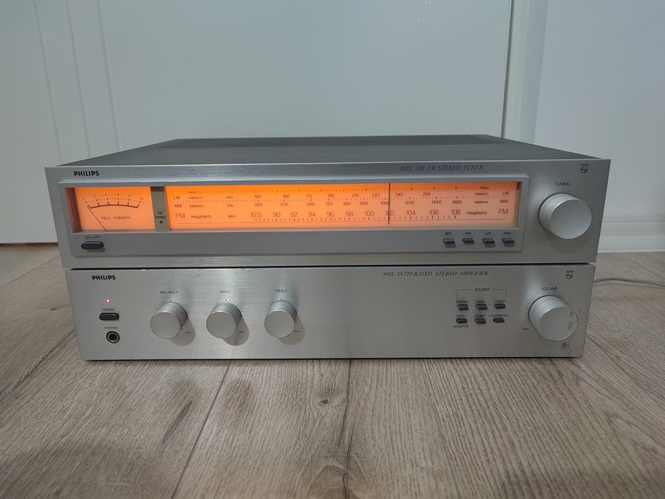 Amplificator Philips 302L si Tuner 102L statie