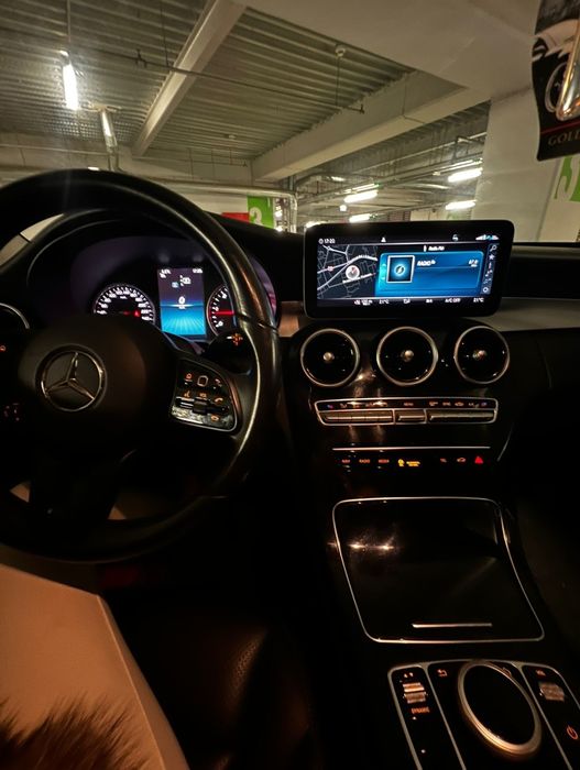 Mercedes Benz C clas 2020, diesel  / FULL LED