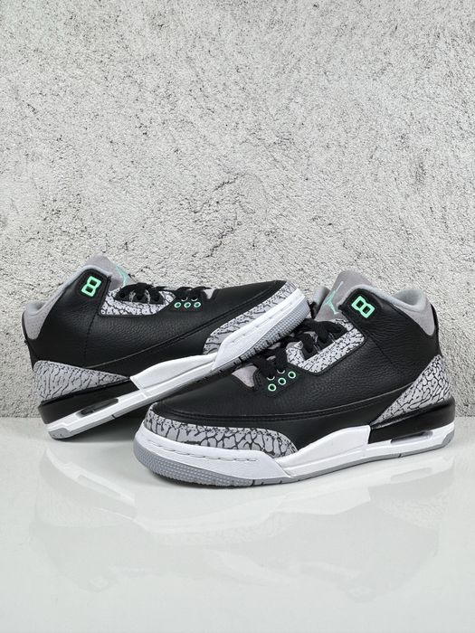 Air Jordan 3 Retro Green Glow