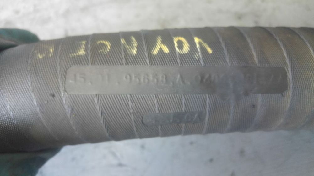 furtun intercooler Chrysler Voyager 4 2.5 crd enj ern 141 cp 2000-2008