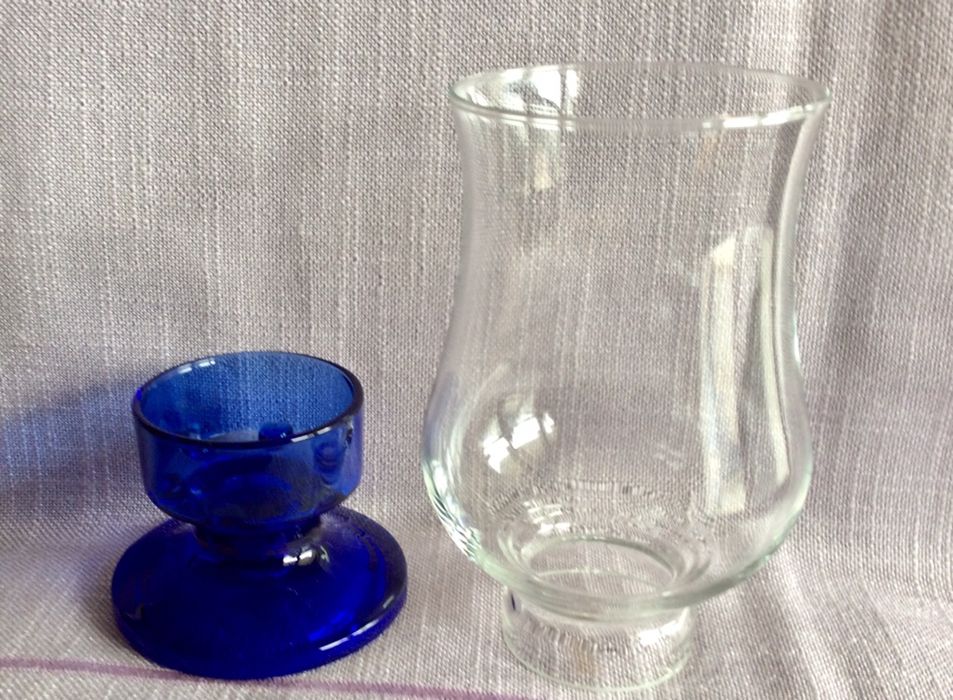 свещник - стъклен - състои се от 2 части