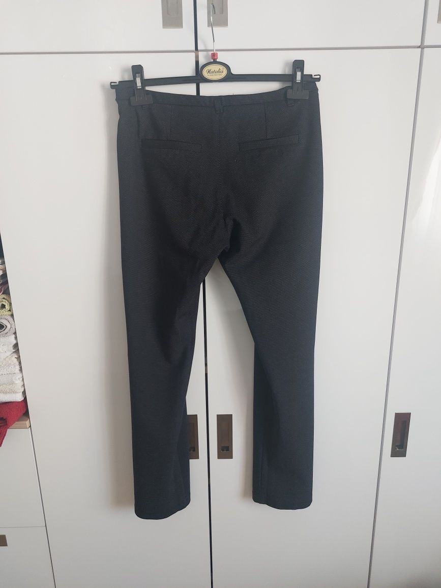 Pantaloni dreptu, casual, material flexibil