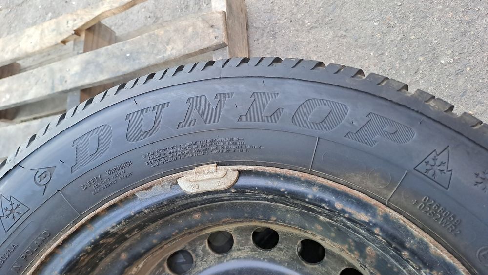 4бр. Почти Нови 165/70/14 Dunlop Winter Response 2