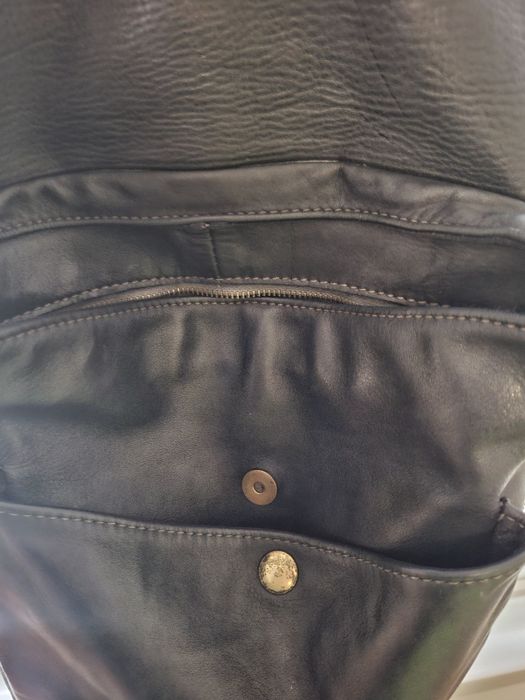 Дамски раница естествена кожа.