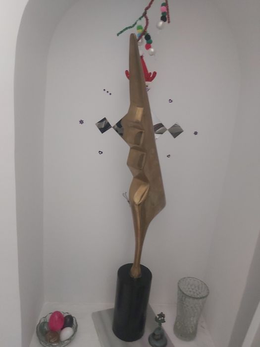 Figurina din bronz "Cocosul " de Brancusi