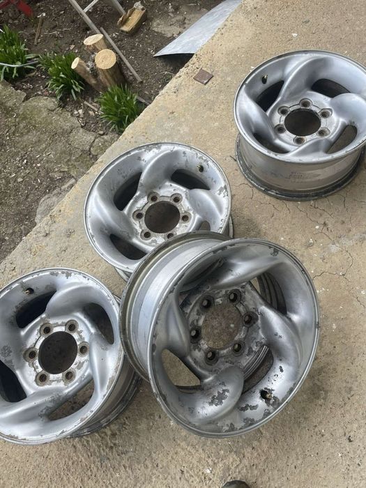 Алуминиеви джанти 6х139,7 15R 7J