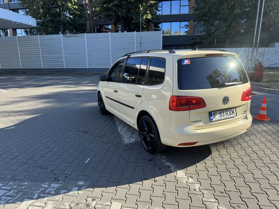 Wv touran 2.0 tdi dsg 2015