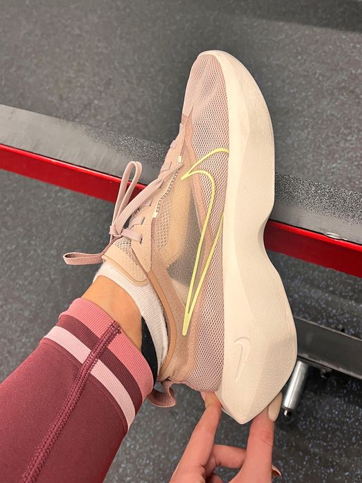 Nike Vista Lite маратонки