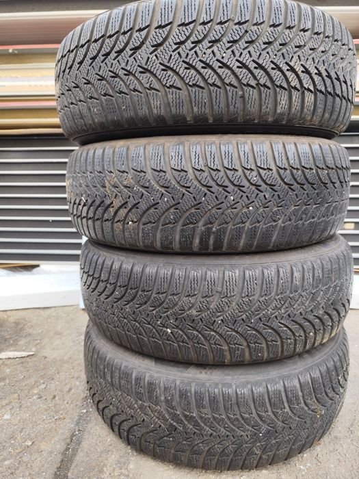 Anvelope 215 60 r17 iarna kumho