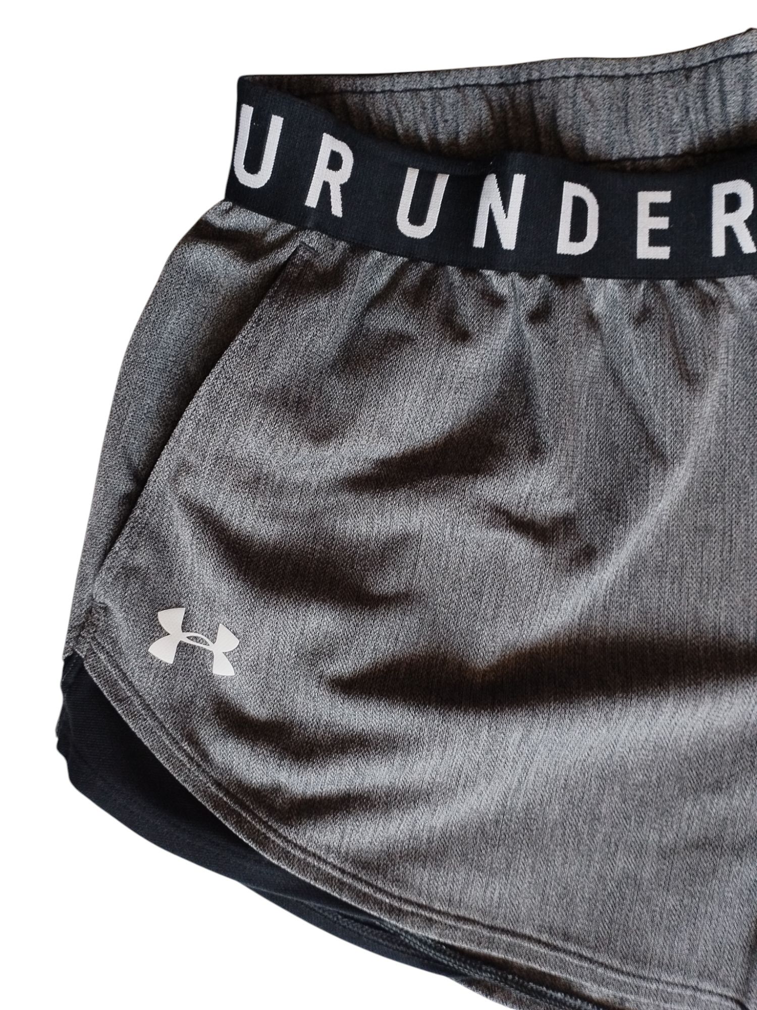 Under Armour -дамски шорти