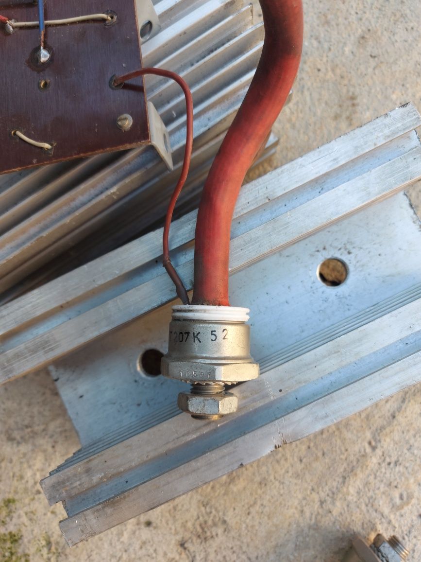 Diode redresor 220v