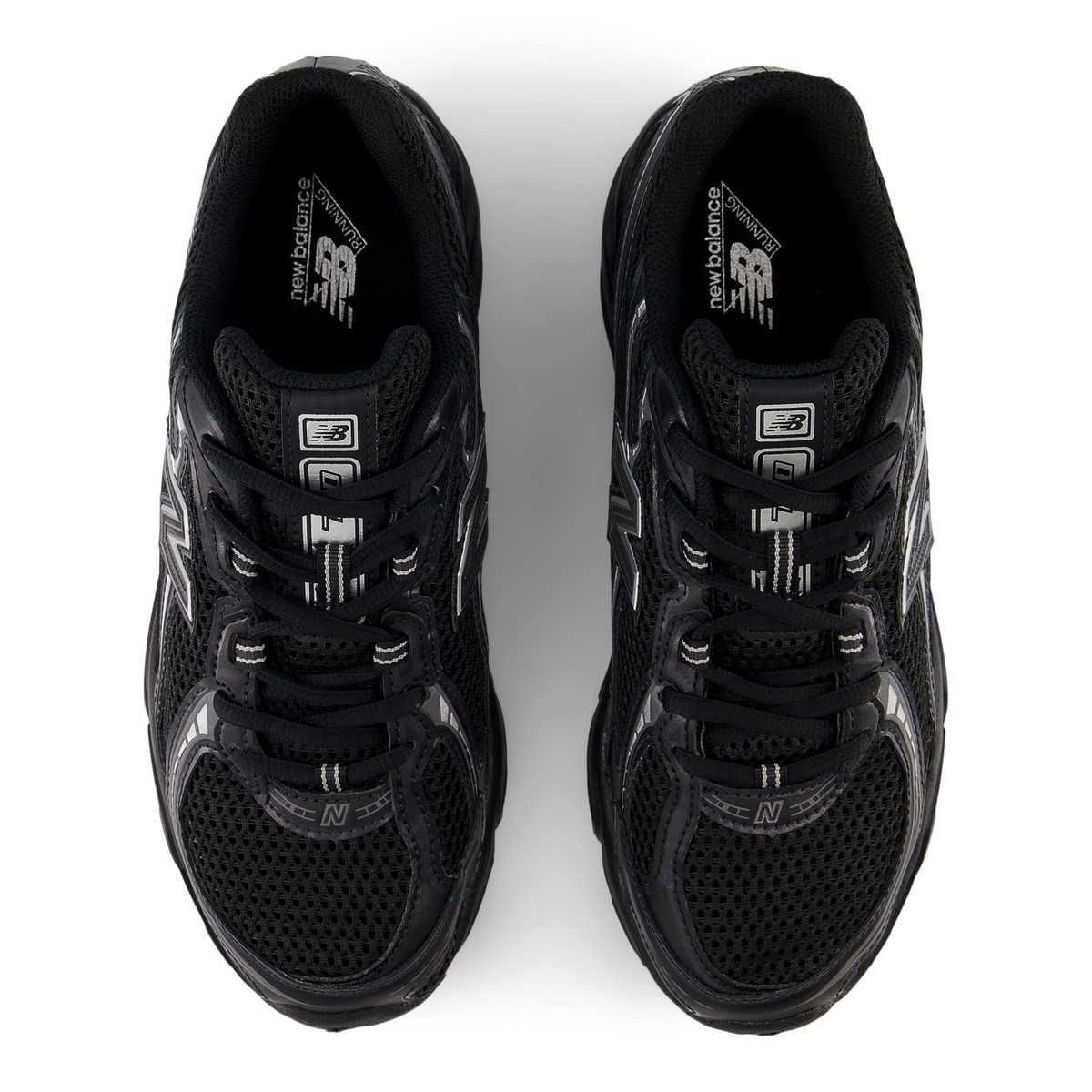 Оригинални маратонки New Balance 740 black