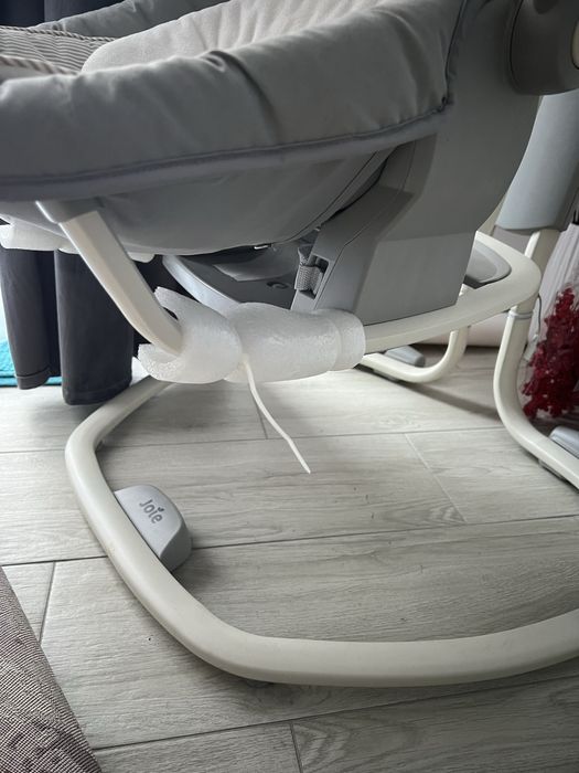 Leagan si balansoar rotativ Serina 2 in 1 - Joie In the rain