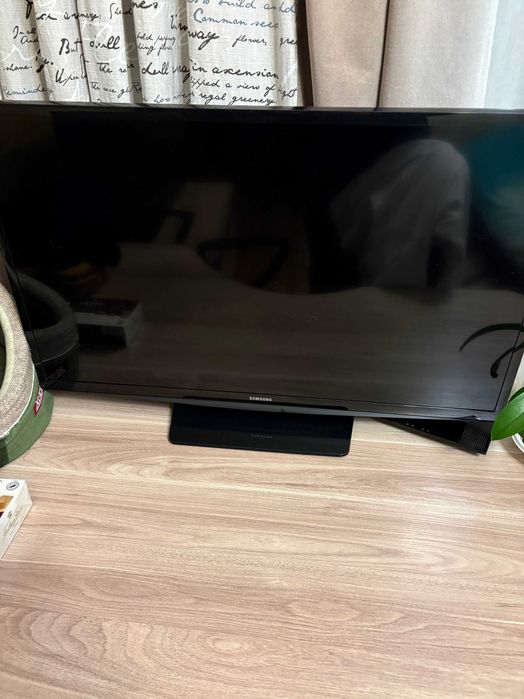 Телевизор Samsung 32 диагональ
