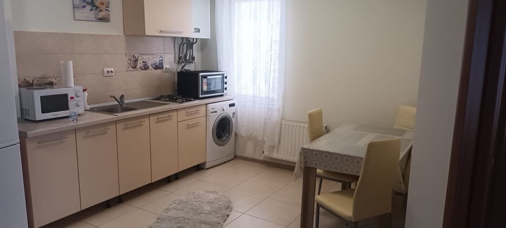 Vând apartament cu 2 camere