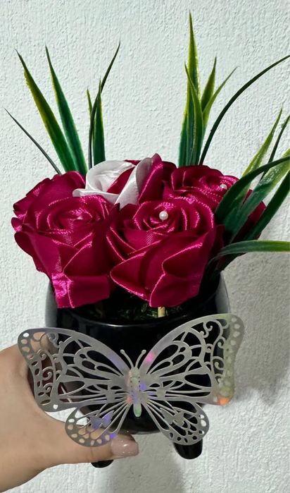 Вечни букети от сатенени розички