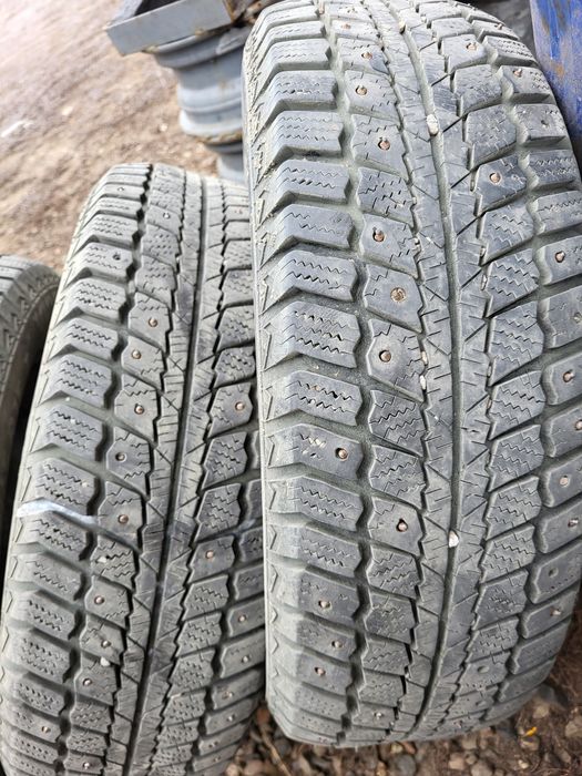 Продам зимний шины р15