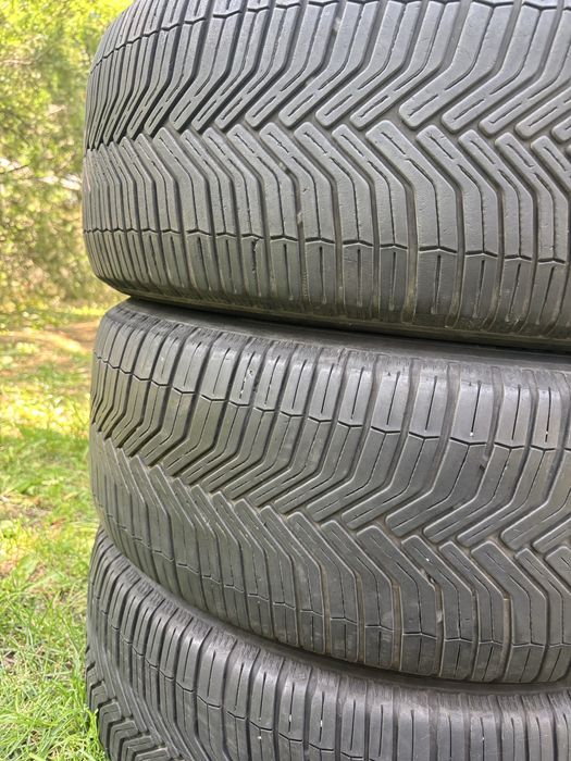 235/55 R19 Всесезонни Michelin Crossclimate SUV