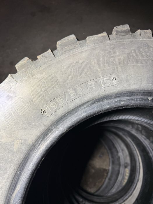 195/80/15 - гуми за джип