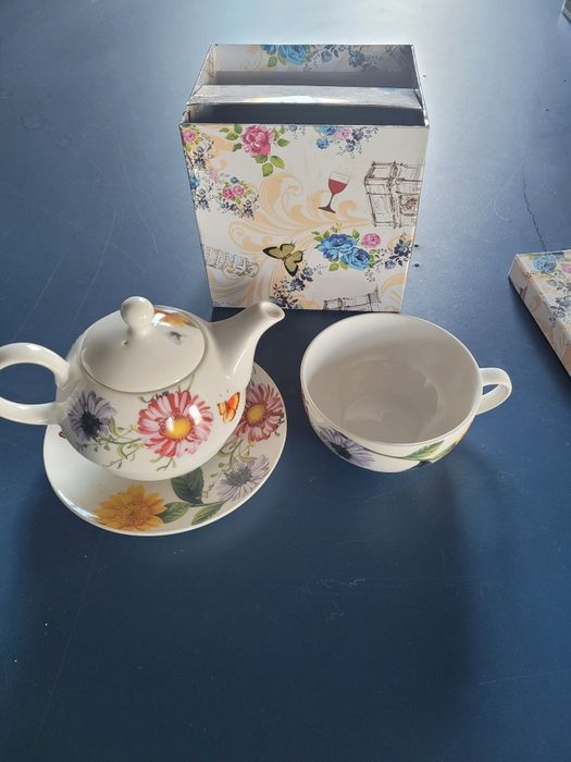 Ceainic și ceașcă ceai set