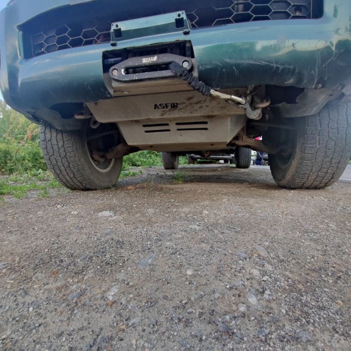 Toyota Hilux 3.0 D 2009 Auto Suspensie +5 scuturi Al trolii