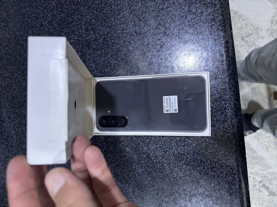 samsung a56 pamit 8.128g karopka dak bor holati ideal karopak bor