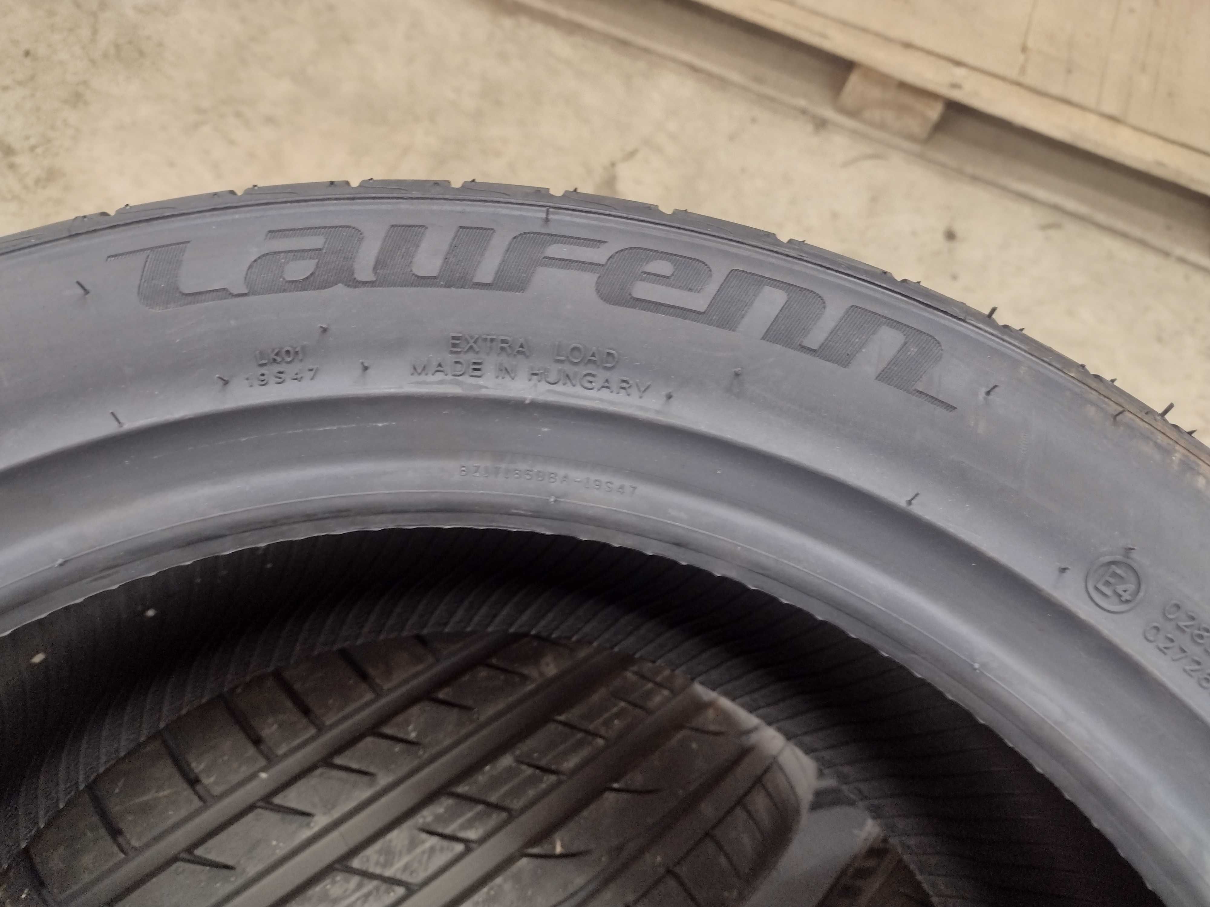 4бр.нови летни гуми Laufen 235 45 17 dot1824  цената е за брой!