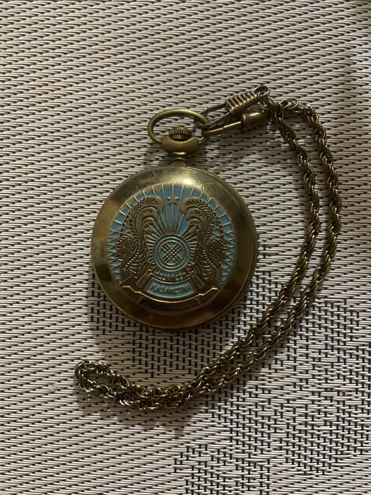 Карманные часы молния