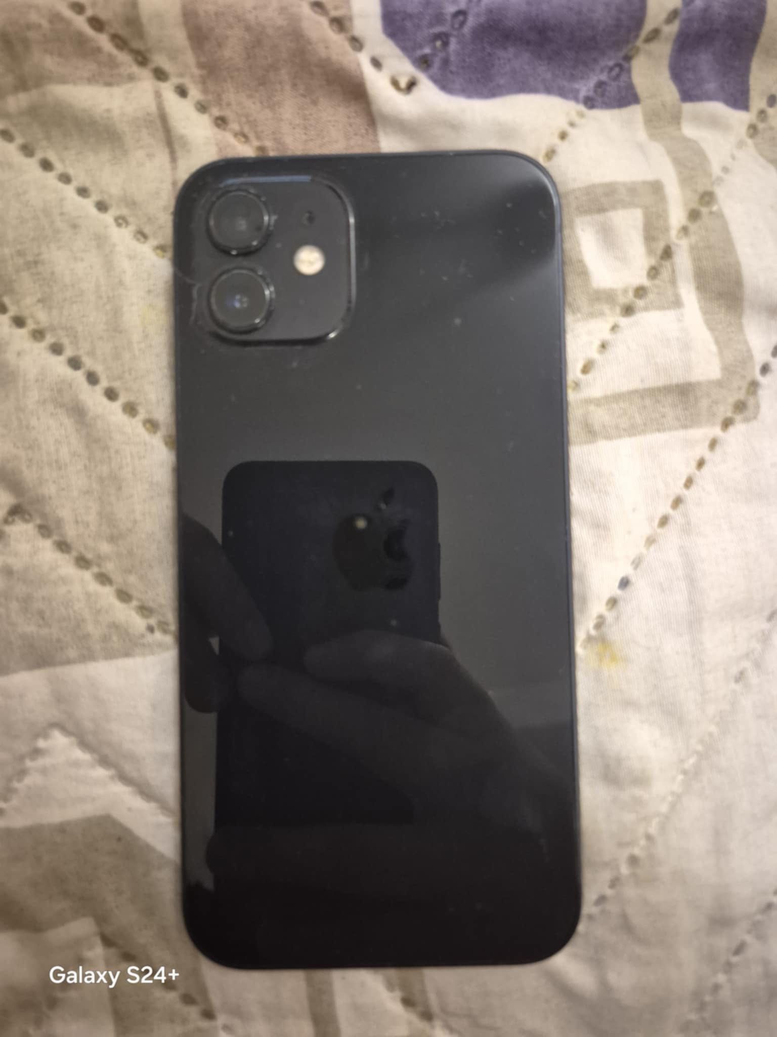 Iphone 12 с Apple Watch 4 /44mm
