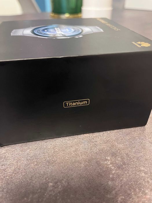 ЧИСТО НОВ 46mm Huawei Watch 5 TITANIUM с Гаранция