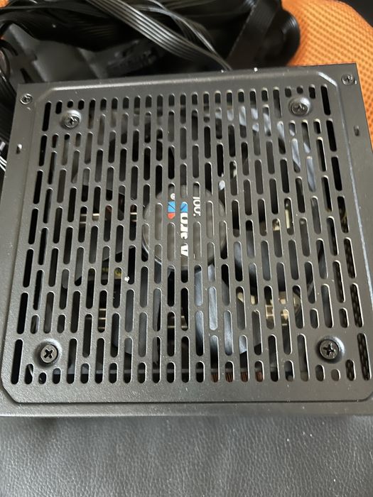 Sursa RGB 650 w certificata 80+ bronze