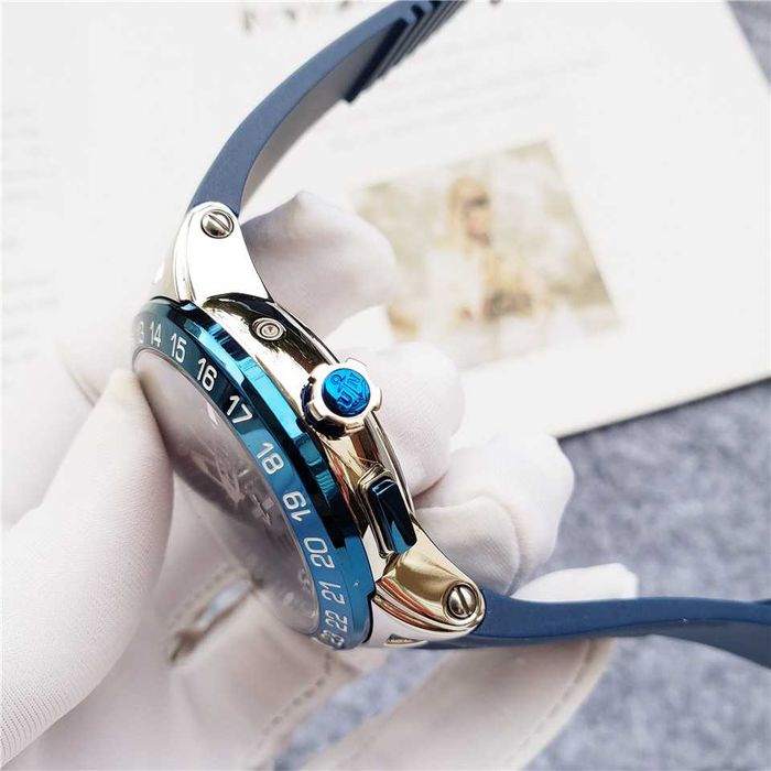 Ulysse Nardin El Toro GMT с автоматичен механизъм