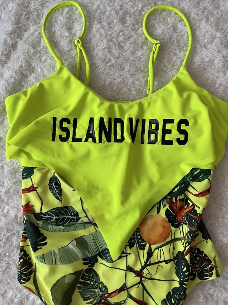 Дамски бански с надпис “island vibes”