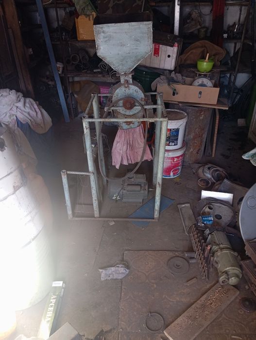 Продам зерно-дробилку и т.д.