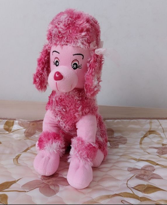 Ново плюшено куче