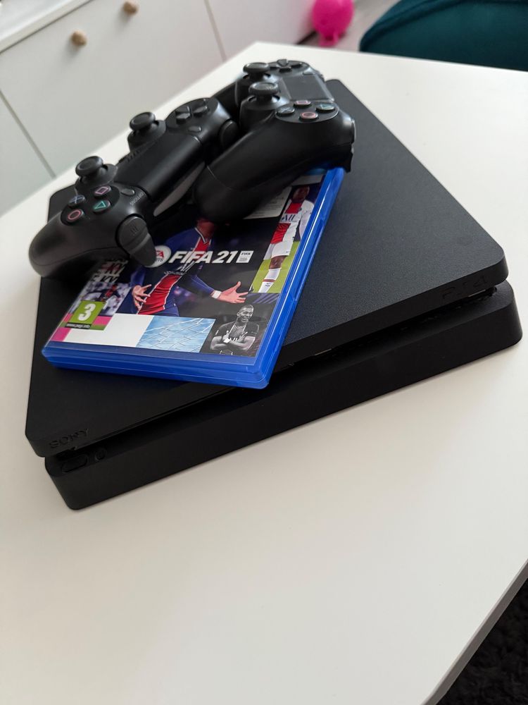 PlayStation 4 Slim 512 gb