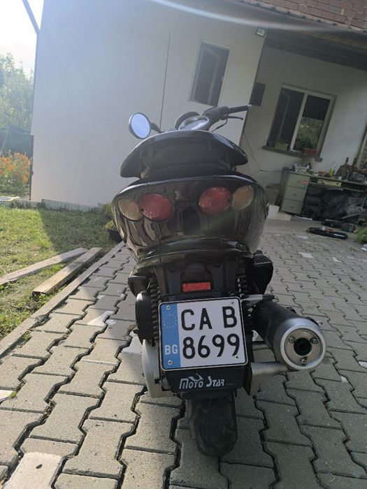 Продавам скутер Yamaha Majesty