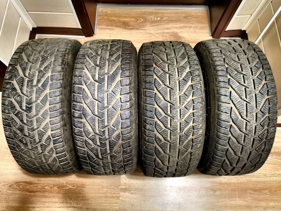 Зимни гуми 225 40 18