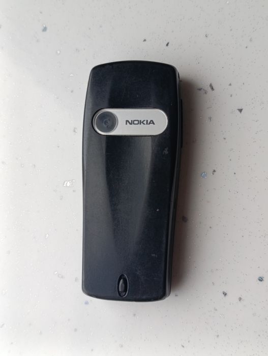 Nokia 6610i с оригинално зарядно