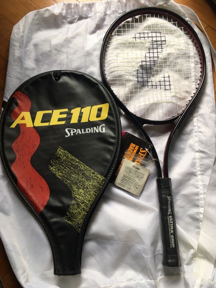 Rachete de tenis noi