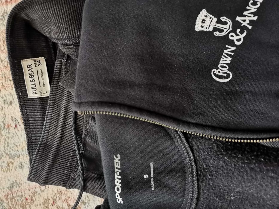 Суитчър с качулка и долнища за спорт размер S / M  Подаряват се!