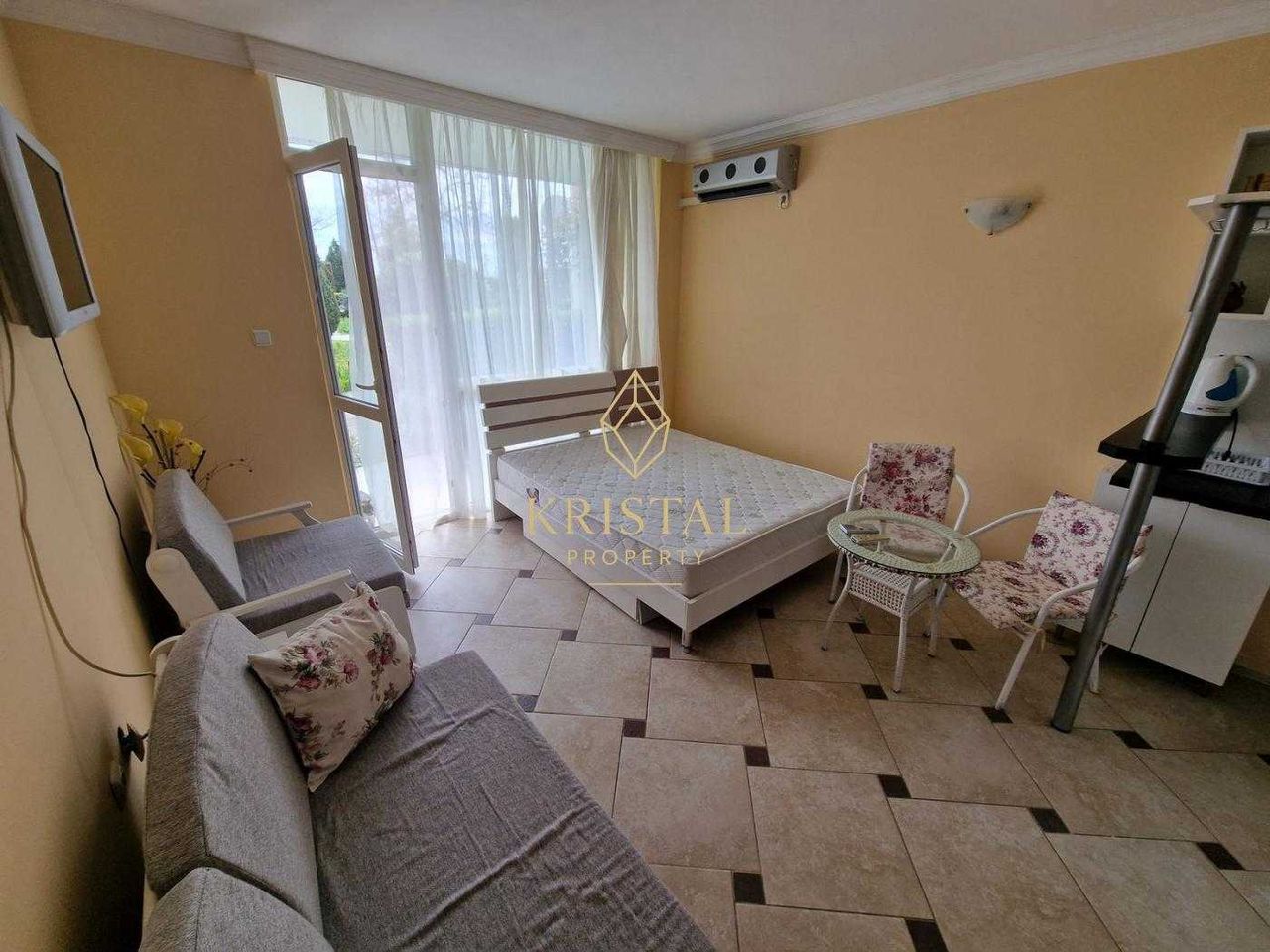 Продава се Едностаен апартамент в с. Равда, Област Бургас - 35 кв.м за 1229 €/кв.м - Снимка #2