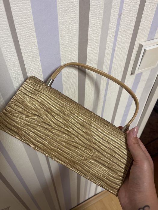 Дамкса елеганта чанта