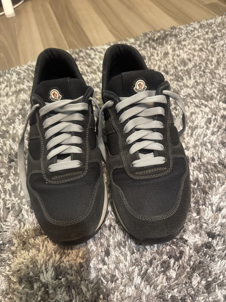 Оригинални маратонки moncler
