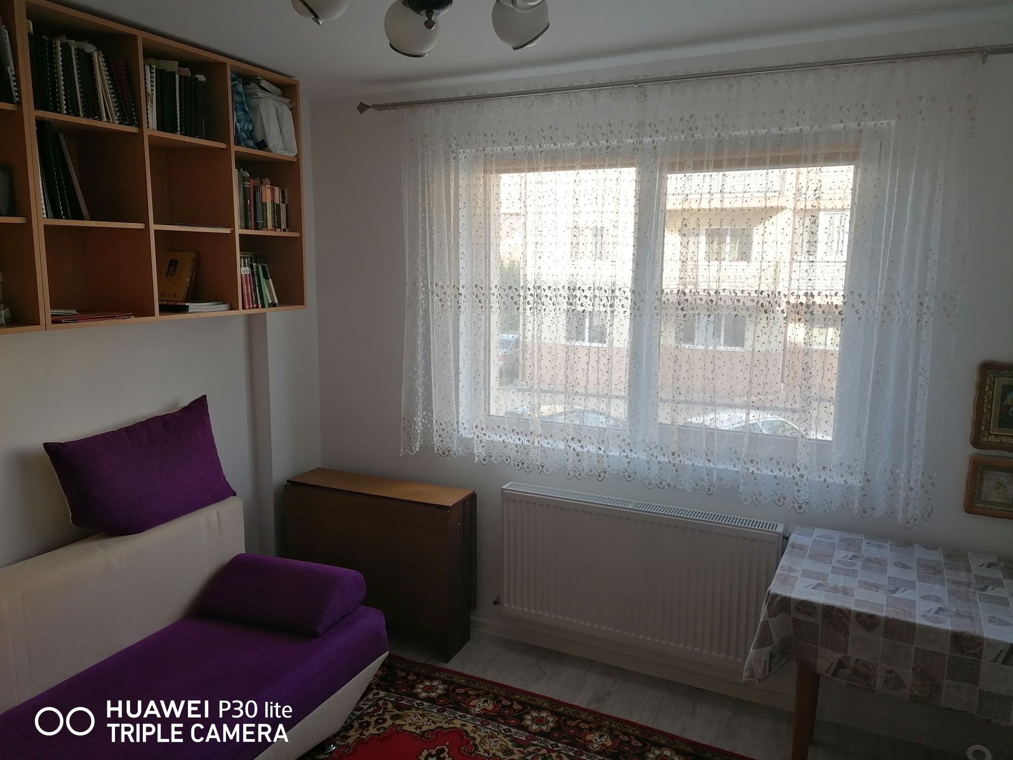 Vând apartament 4 camere PARTER ÎNALT