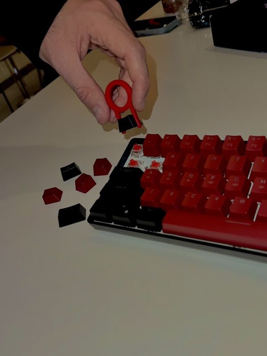 Механична клавиатура 60%