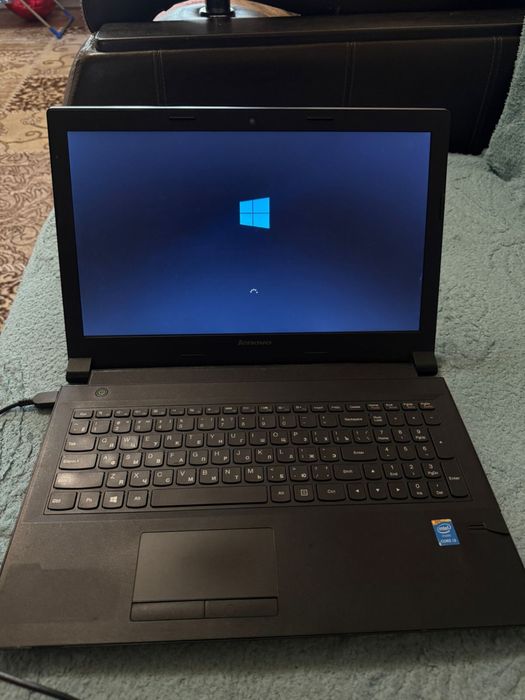 Ноутбук Lenovo b50-70 леново