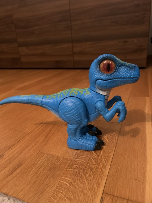Jucarie interactiva Dinos Unleashed, Raptor Jr