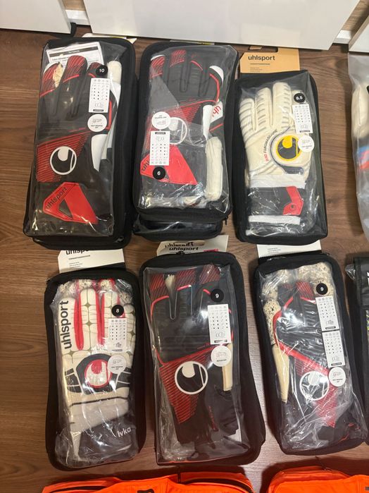 Вратарски ръкавици Uhlsport/Titan/twofive/HO  - размери 8,9,10