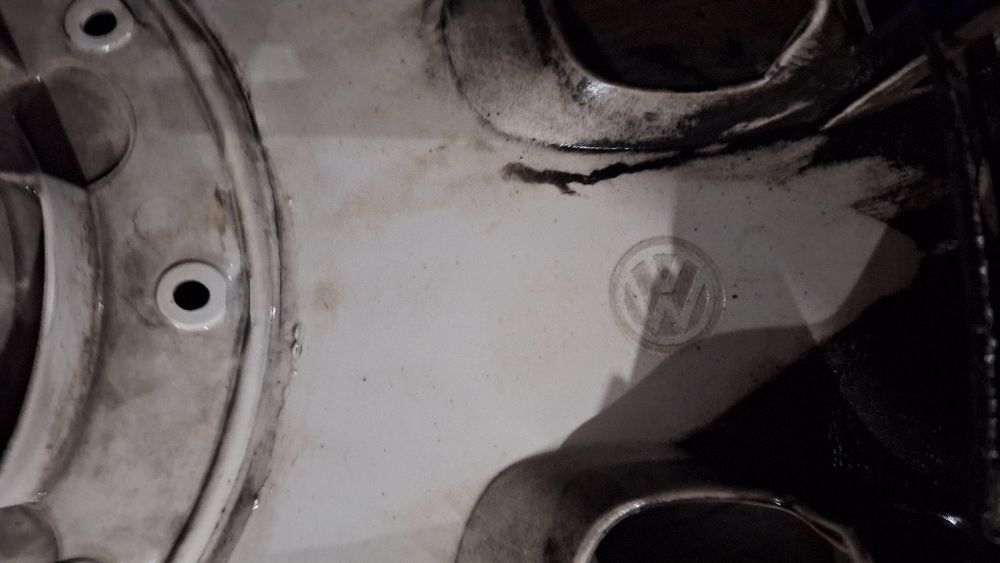 Оригинални тасове 15 ки за vw